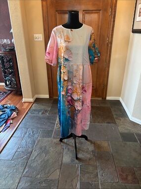 Source Unknown Pink and Blue Floral Ombre Midi Dress